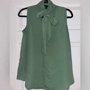 Ann Taylor Elegant Green Sleeveless Blouse